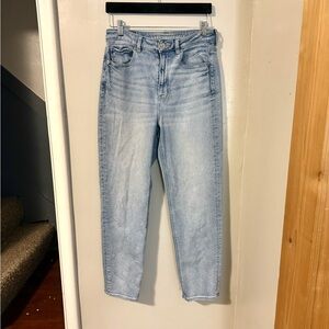 American Eagle Mom Jeans